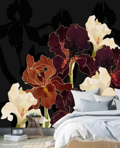 Fundo preto com uma mistura de flores de íris roxas, marrons e brancas Fundo preto com uma mistura de flores de íris roxas, marrons e brancas