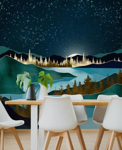 Marinehimmel über grünen Bergen mit einem hellblauen Fluss