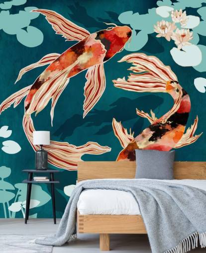 Koi laranja nadando em um lago azul com almofadas de lírio turquesa