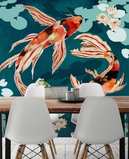 Koi arancioni che nuotano in uno stagno blu con ninfee turchesi