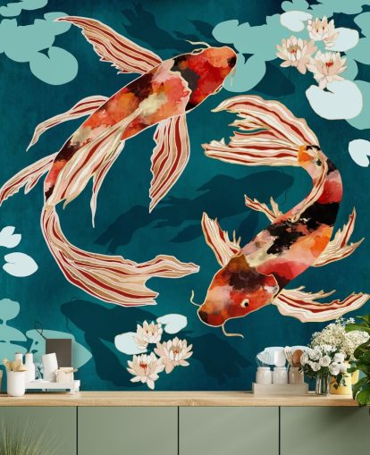 Oranje koi zwemmen in een blauwe vijver met turquoise waterlelies