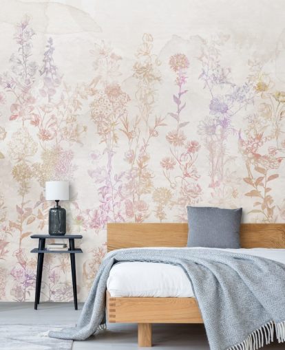 Falmede brune blomster med hint av rosa og lilla