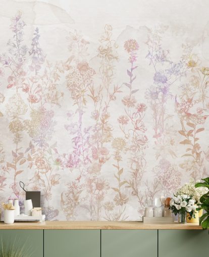 Verblasste braune Blüten mit einem Hauch von Rosa und Lila