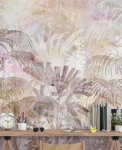 Sfondo beige con sagome di alberi sbiadite e alberi viola più scuro in primo piano