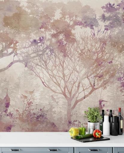Fondo beige con árboles y pájaros marrones con toques de rojo púrpura y polvoriento