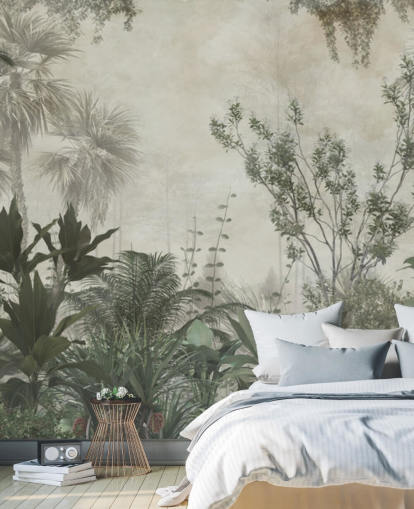 Palme tropicali verde scuro in una giungla con una carta da parati con cielo beige chiaro