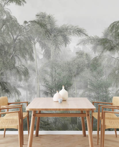 Papel pintado de altos árboles selváticos verdes y palmeras con una suave neblina