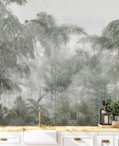 Papel pintado de altos árboles selváticos verdes y palmeras con una suave neblina Papel pintado de altos árboles selváticos verdes y palmeras con una suave neblina