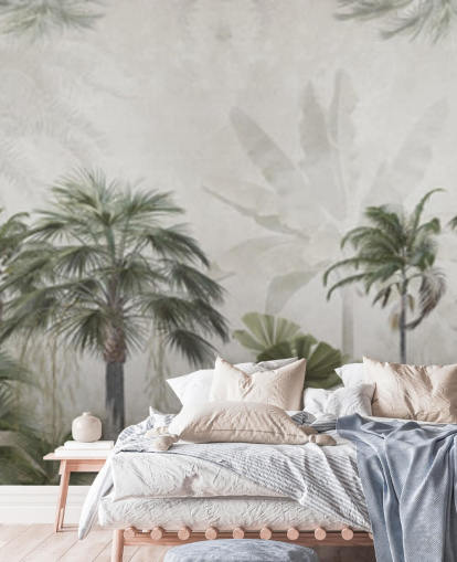 Papel pintado panorámico de selva en verde y gris apagado con palmeras altas