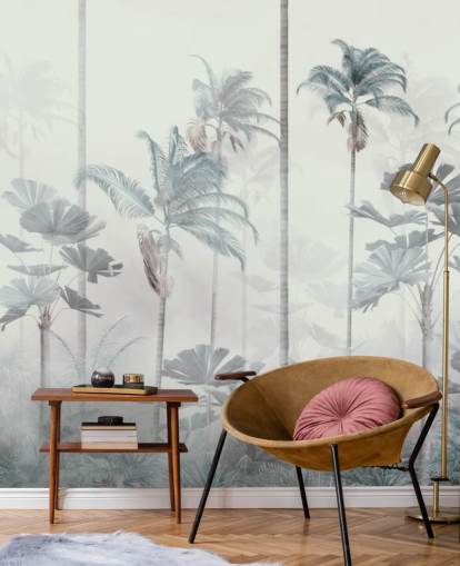 Witte mistige achtergrond met hoog gedempt blauw en groen behang met jungleboomtoppen