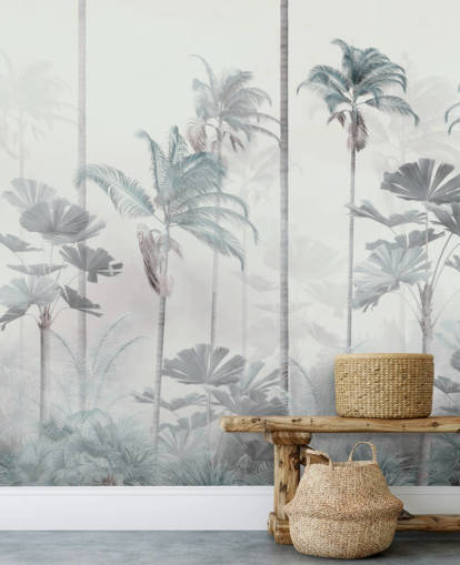 Fundo branco nebuloso com alto papel de parede azul e verde escuro com copas de árvores da selva