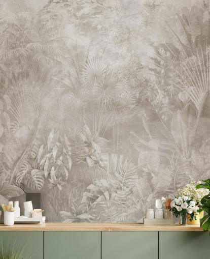 Papier peint aux tons sépia avec des arbres de la jungle tropicale brumeuse