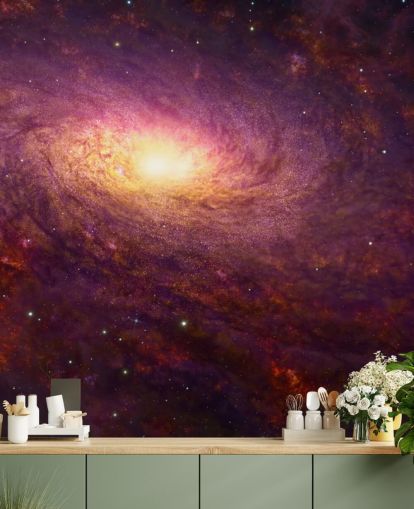 Galassia vorticosa viola scuro con vortici rossi e stelle con una carta da parati centrale luminosa