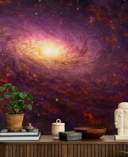 Fondo de pantalla de una galaxia en espiral de color púrpura oscuro con espirales rojas y estrellas con un centro brillante Fondo de pantalla de una galaxia en espiral de color púrpura oscuro con espirales rojas y estrellas con un centro brillante