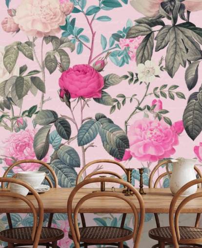 Pastellrosa Hintergrund mit rosafarbenen und weißen Rosen und dunkelgrünen Blättern