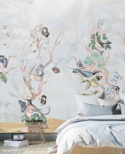 Fond bleu clair avec arbres de style chinoiserie avec oiseaux et papillons Fond bleu clair avec arbres de style chinoiserie avec oiseaux et papillons