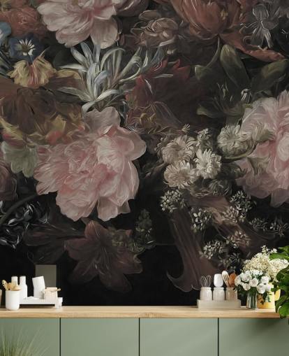 Svart bakgrunn med realistiske og store hvite og rosa blomster Svart bakgrunn med realistiske og store hvite og rosa blomster