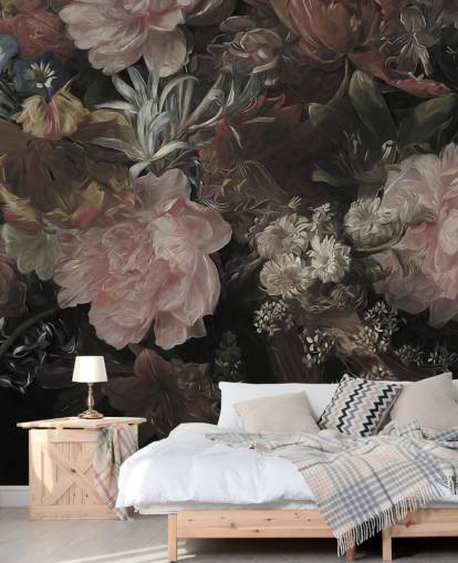 Svart bakgrund med realistiska och stora vita och rosa blommor