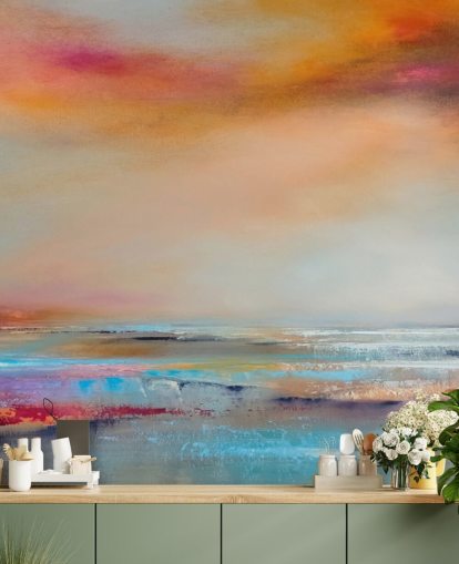 Gul og rosa abstrakt maleri av et landskap med en elv og himmel