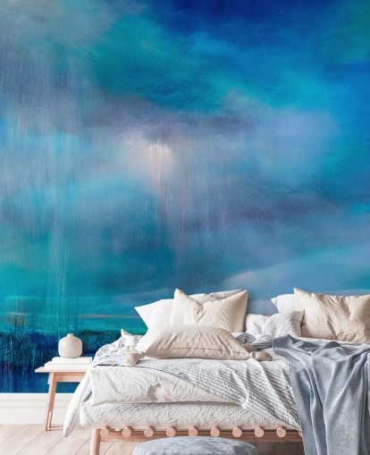 Blaues, abstraktes Bild von Wolken und Landschaft