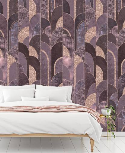 Papel pintado art déco morado y dorado rosa