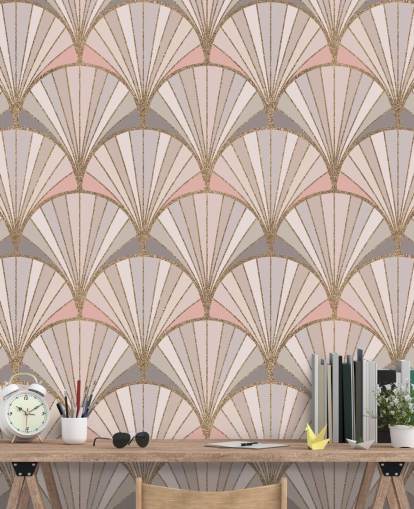 Papel pintado con estampado art deco rosa, gris y dorado