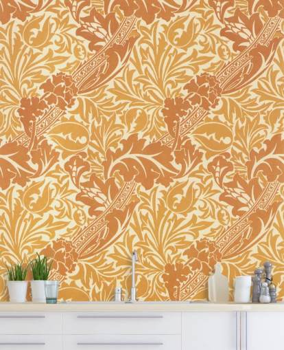 gul og orange print tapet