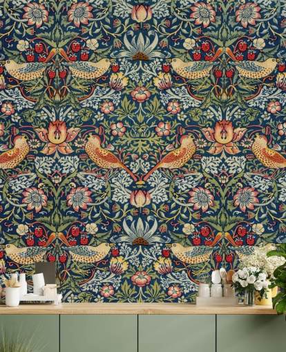 mural de papel pintado con forma de ladrón de pájaros, flores y fresas