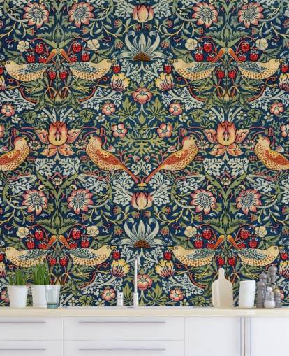 mural de papel pintado con forma de ladrón de pájaros, flores y fresas