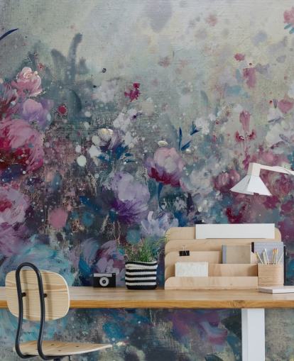 mural de papel pintado floral azul y morado