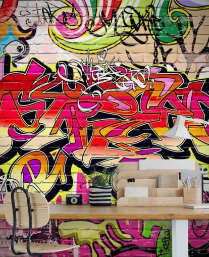 rosa, oransje og gult tilpasset graffiti tapetmaleri kalt Graffiti Wall for barnas soverom