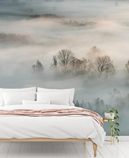 mural de pared de niebla invernal sobre árboles