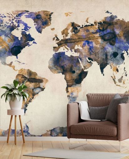 blaues und goldenes Aquarell-Weltkarten-Wandbild namens Urban Watercolor World Map V von Michael Tompsett