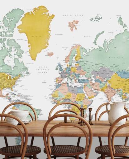 mural de mapa del mundo con ciudades en ocre