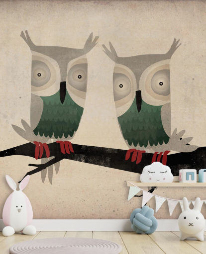 Decorazione murale con due gufi