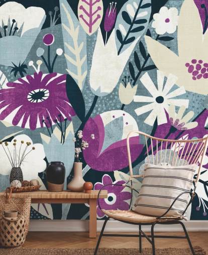 Paars, wit en blauw bloemenbehang