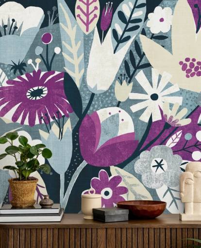 Papel pintado floral morado, blanco y azul