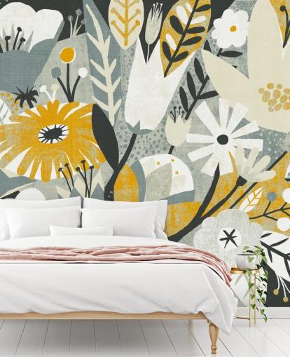 mosterd, blauw en wit bloemenpatroon behang