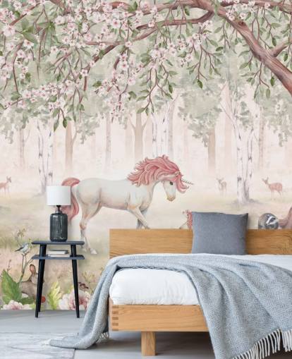 mural de papel pintado de unicornios en el bosque