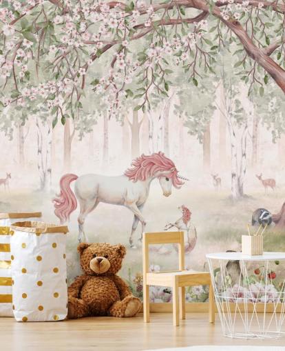 mural de papel pintado de unicornios en el bosque