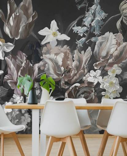 mørkt blomstervægmaleri med buket pæoner