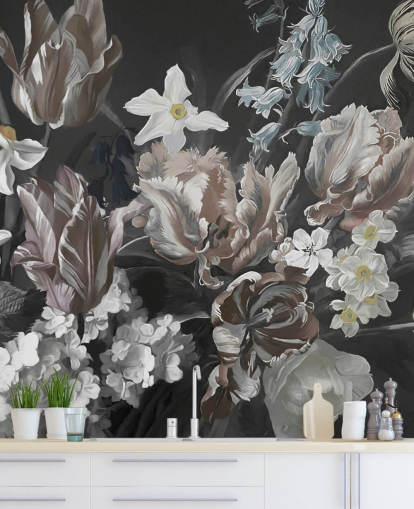 mörk blommig väggmålning med bukett av pioner