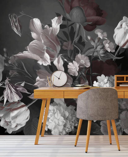mörk blommig väggmålning med bukett tulpaner