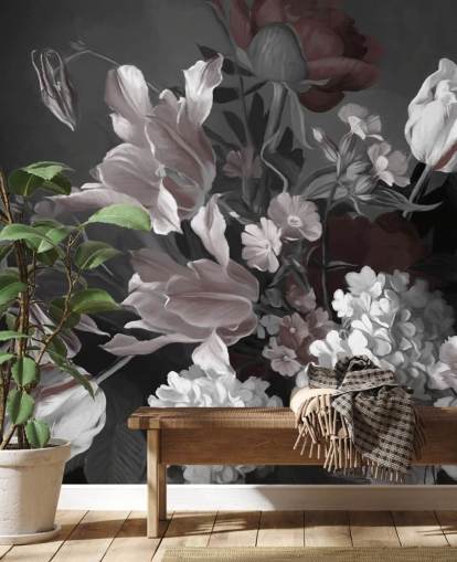 mural de pared floral oscuro con ramo de tulipanes