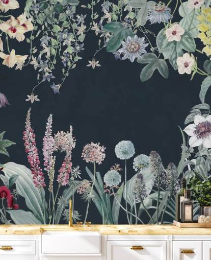 smukt blomstermaleri i marineblå