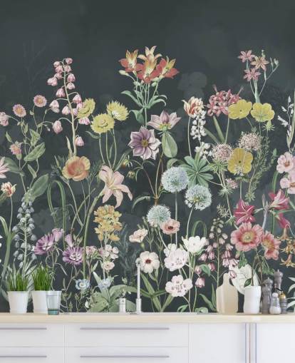 primulas tapetti seinämaalaus tummalla taustalla