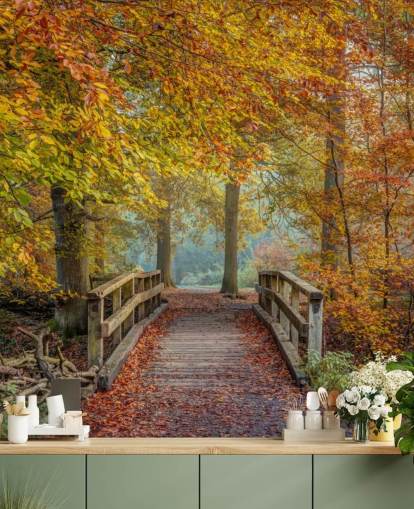 Tapeten-Wandbild „Herbstwald mit Brücke“