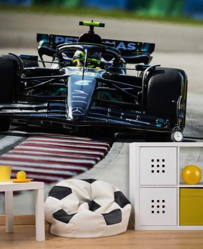 Hamilton in Hungary 23 - F1 Wallpaper