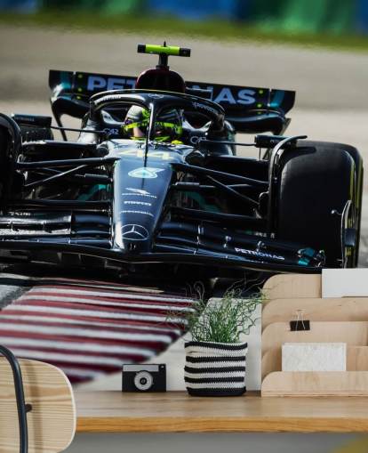 Hamilton in Hongarije 23 - F1 Wallpaper
