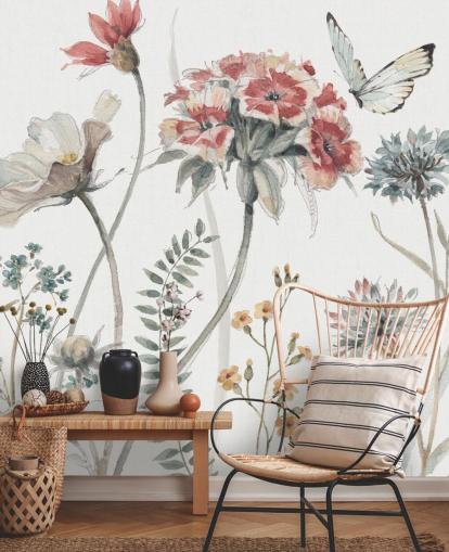 Colorido mural floral con mariposa Colorido mural floral con mariposa